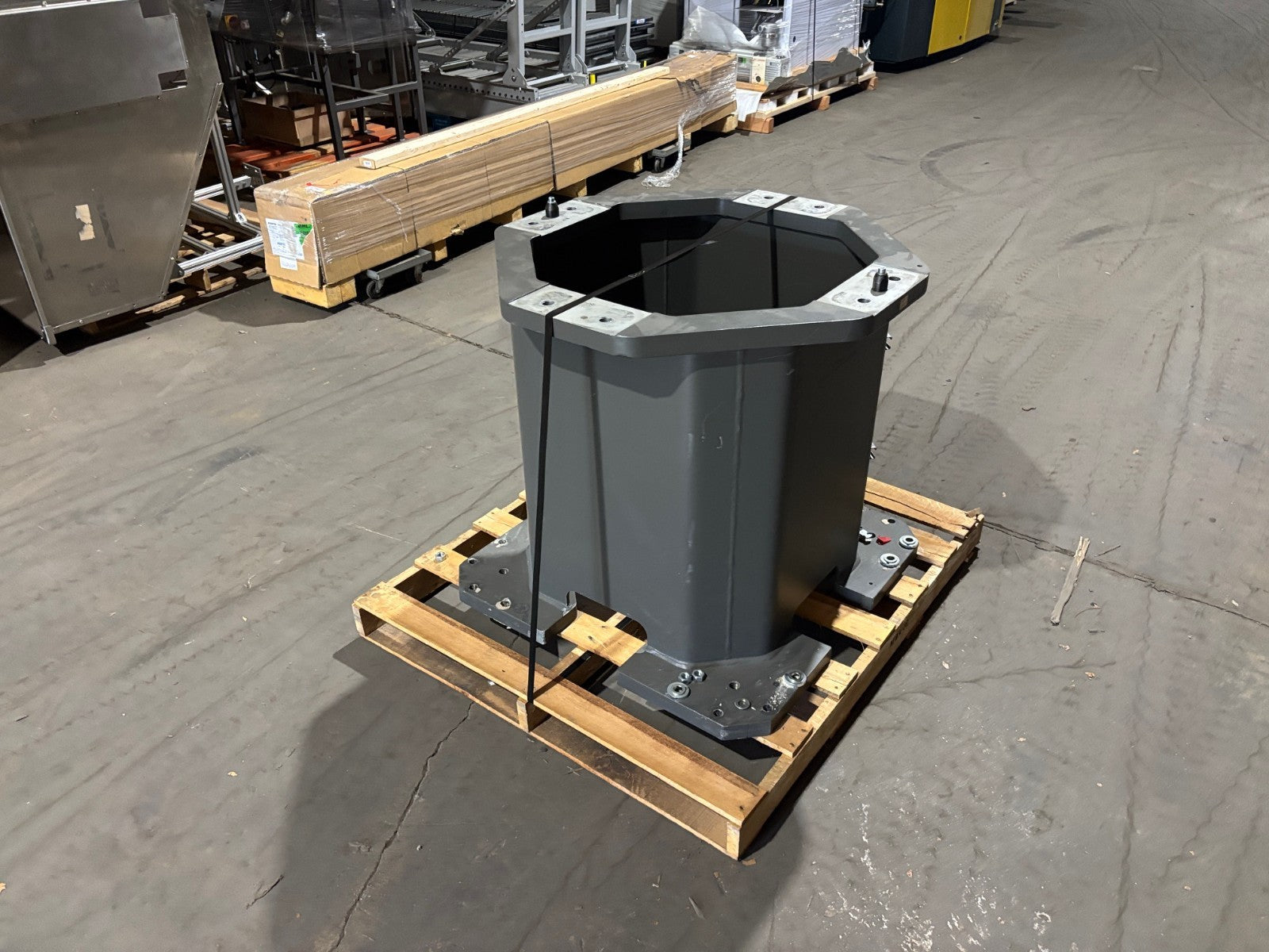 Kuka Robot Pedestal Base, H800, 32" Riser, KR 210, KR 120, 754mm - Maverick Industrial Sales