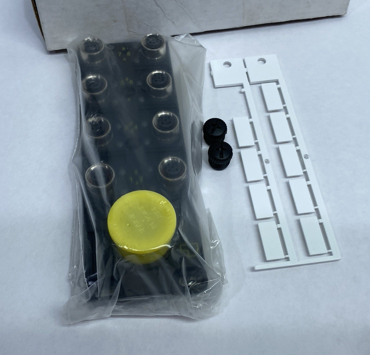 8MB12Z-4-CS12 | Turck multibox Junction Box, 8-Port M12, M23 Homerun, E8028573 - New Other - Maverick Industrial Sales