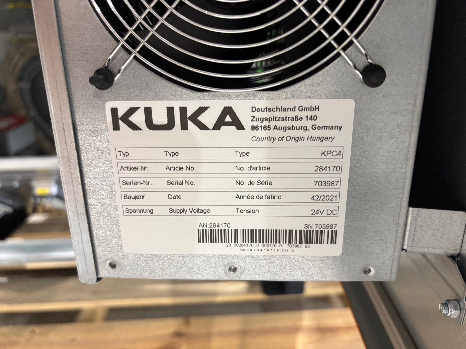 Kuka KR 120 R3100-2 / FLR Robot System KR C4 NA UL Control Cabinet GA20 A (2021) - Maverick Industrial Sales