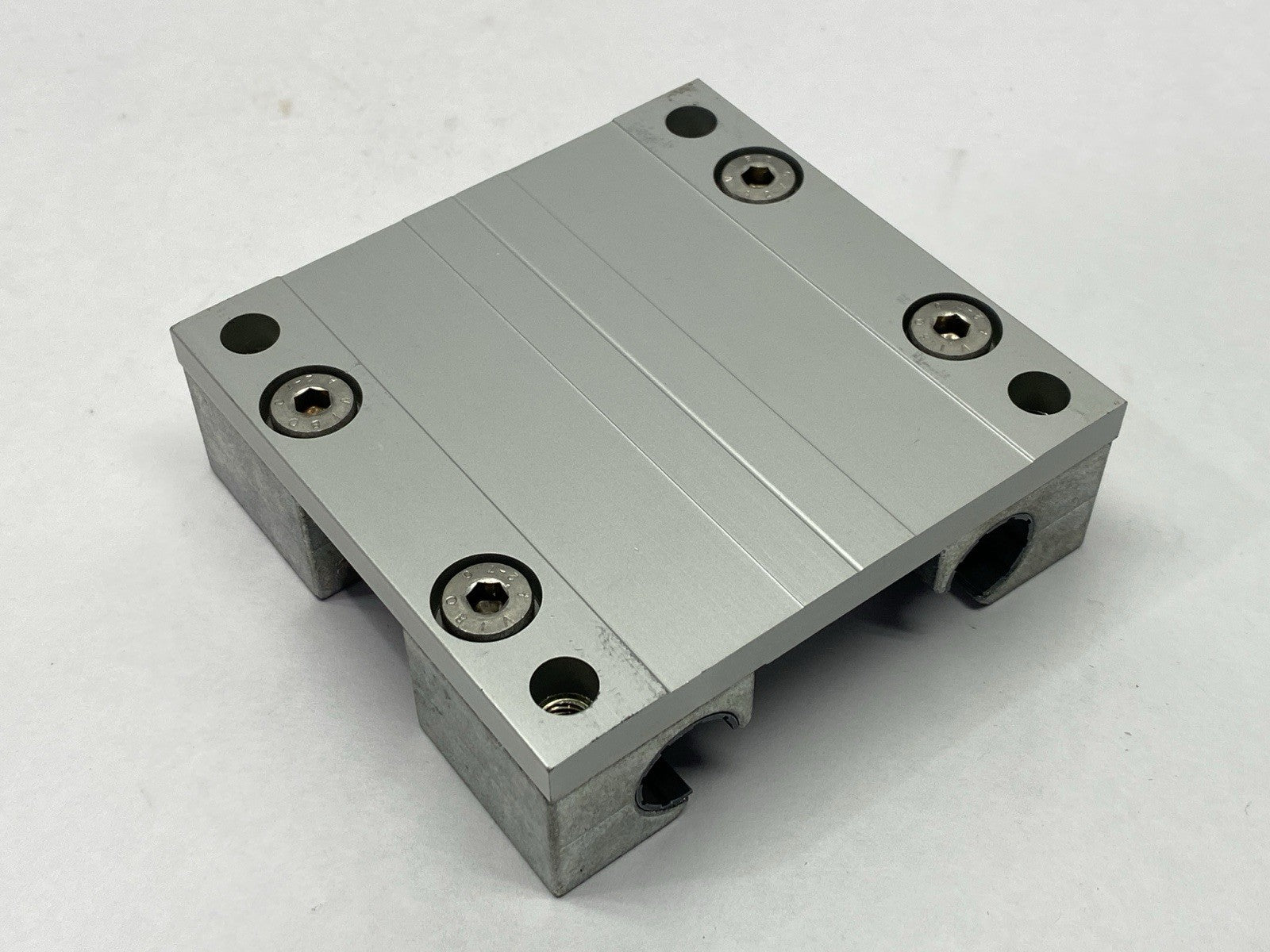 Igus WW-16-60-10 Drylin W Assembled Carriage Plate - Maverick Industrial Sales