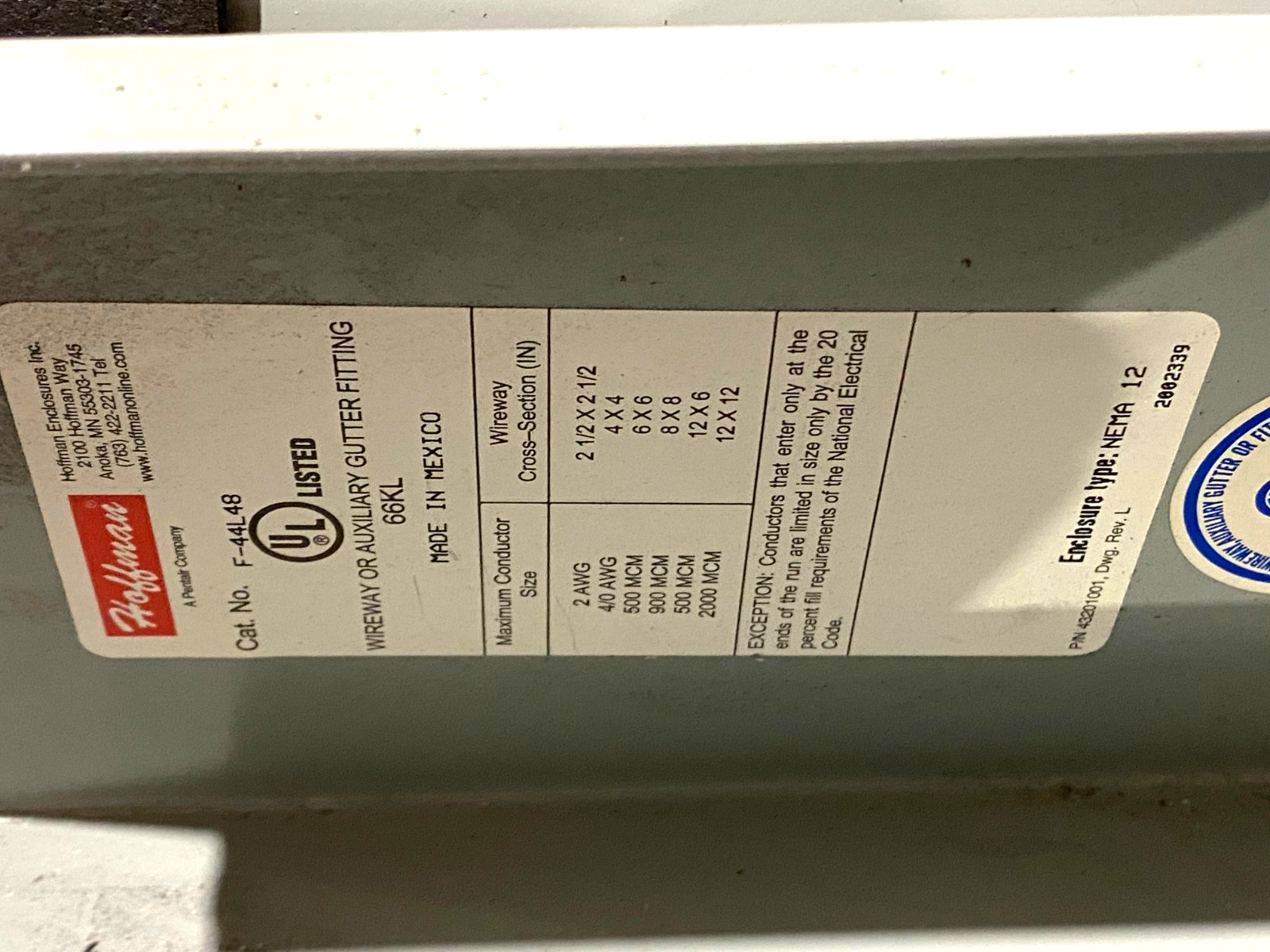 F44L48 | Hoffman nVent Straight Lay-In Hinged Cover Wireway, 4" x 4" x 48" 18280 - New – Open box - Maverick Industrial Sales
