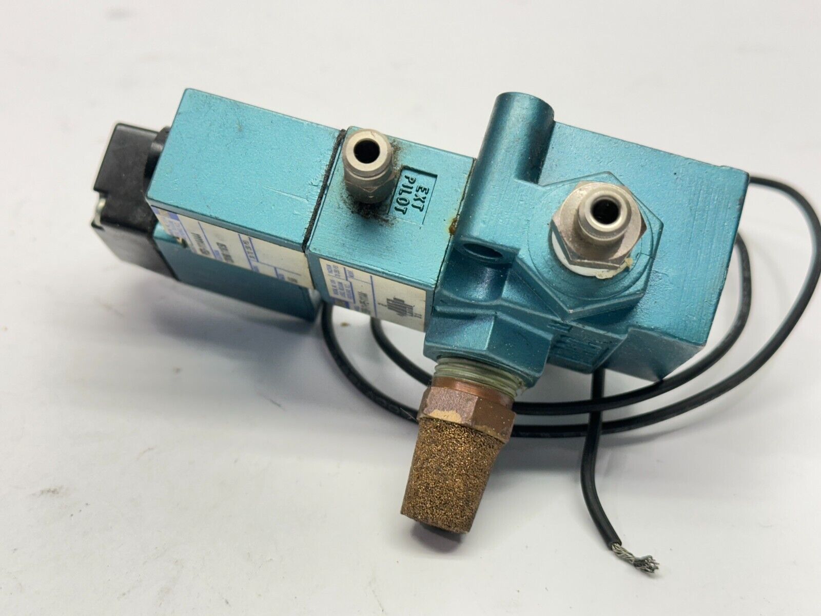 MAC Valves 55B-11-PE-111AA Pneumatic Solenoid Valve 120V 6.8W - Maverick Industrial Sales