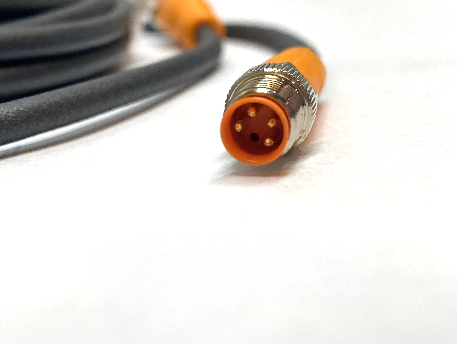 VDOGH040MSS0005H04STGF040MSS | IFM M12 Sensor Cable Female Shielded 5m EVC299 - New – Open box - Maverick Industrial Sales