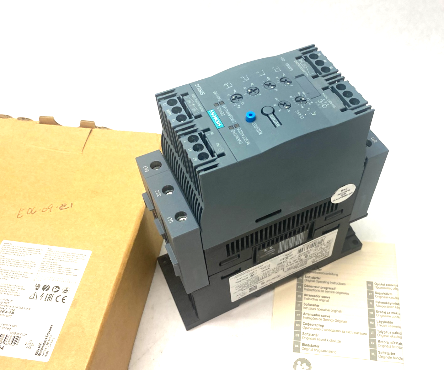 Siemens 3RW4047-1BB04 SIRIUS Soft Starter S3 106 A, 55 kW/400 V - Maverick Industrial Sales