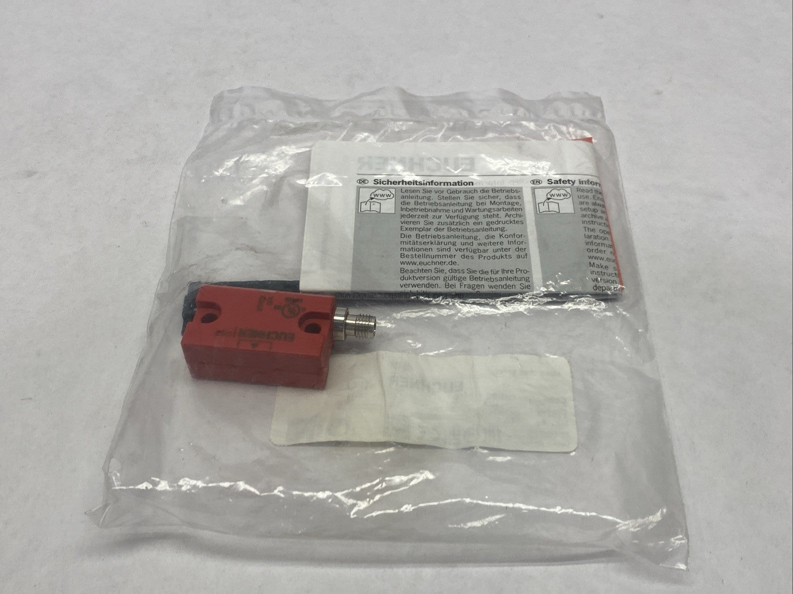 Euchner CES-I-AR-M-C04-SG-119474 Non-Contact Safety Switch 119474 - Maverick Industrial Sales
