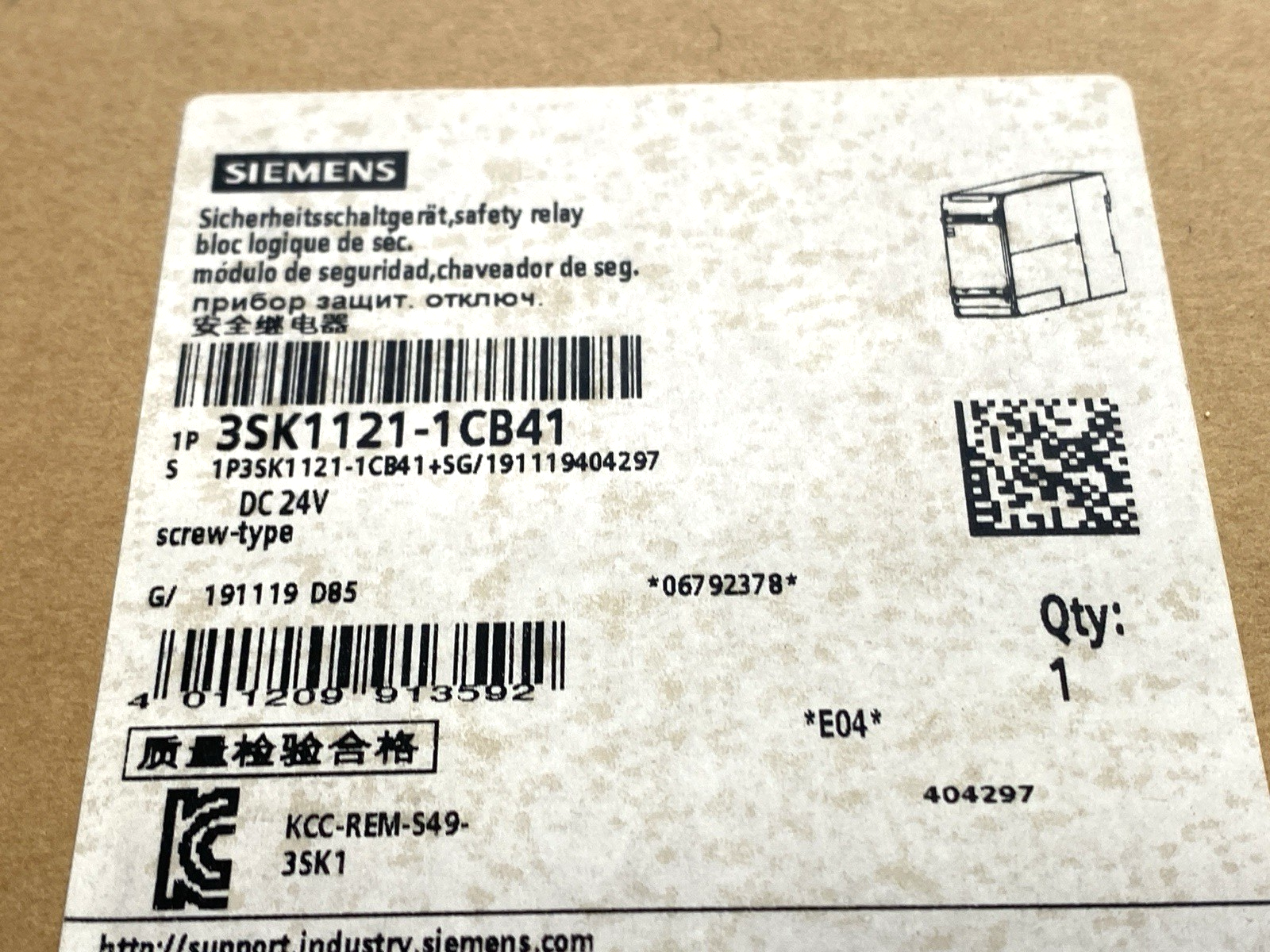 Siemens SK1121-1CB41 SIRIUS Safety Relay 24VDC - Maverick Industrial Sales