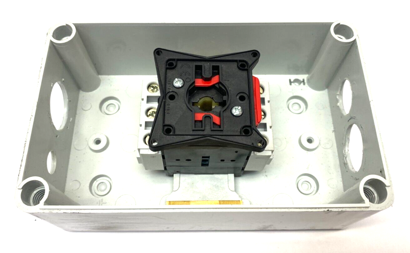 Telemecanique VC2GU V Switch Control Station - Maverick Industrial Sales