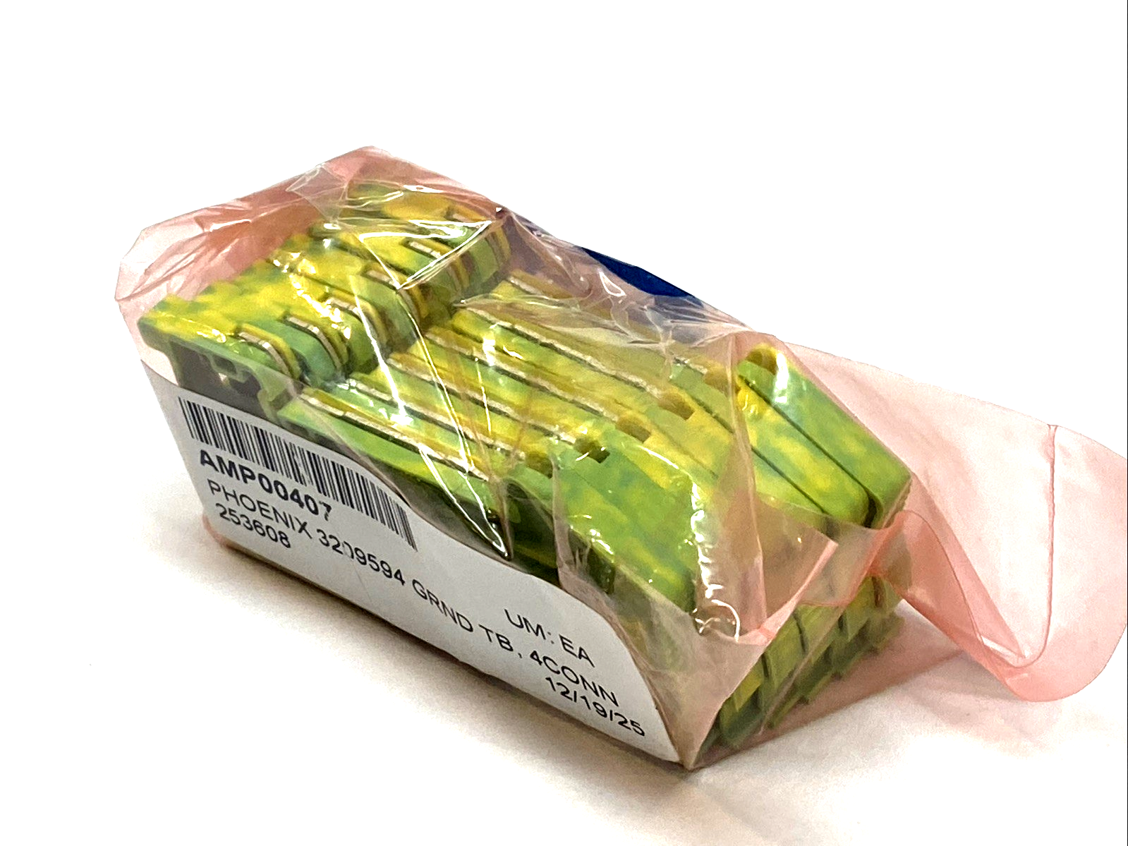 Phoenix Contact PT 2,5-QUATTRO-PE Terminal Block DIN Rail 3209594 LOT OF 6 - Maverick Industrial Sales