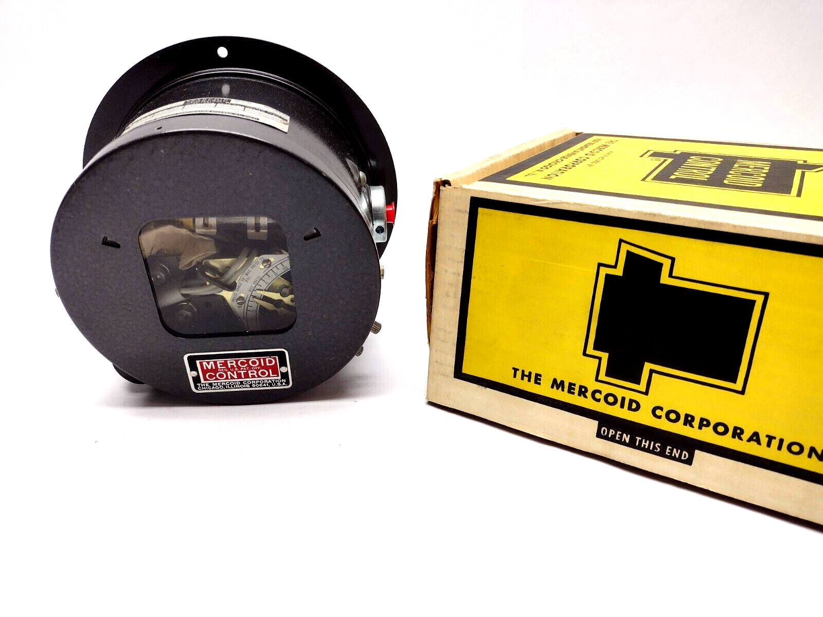 Mercoid DPA-33-3 R.61 Mercontrol Pressure Switch 0-10lb Pressure, 50lb Max - Maverick Industrial Sales