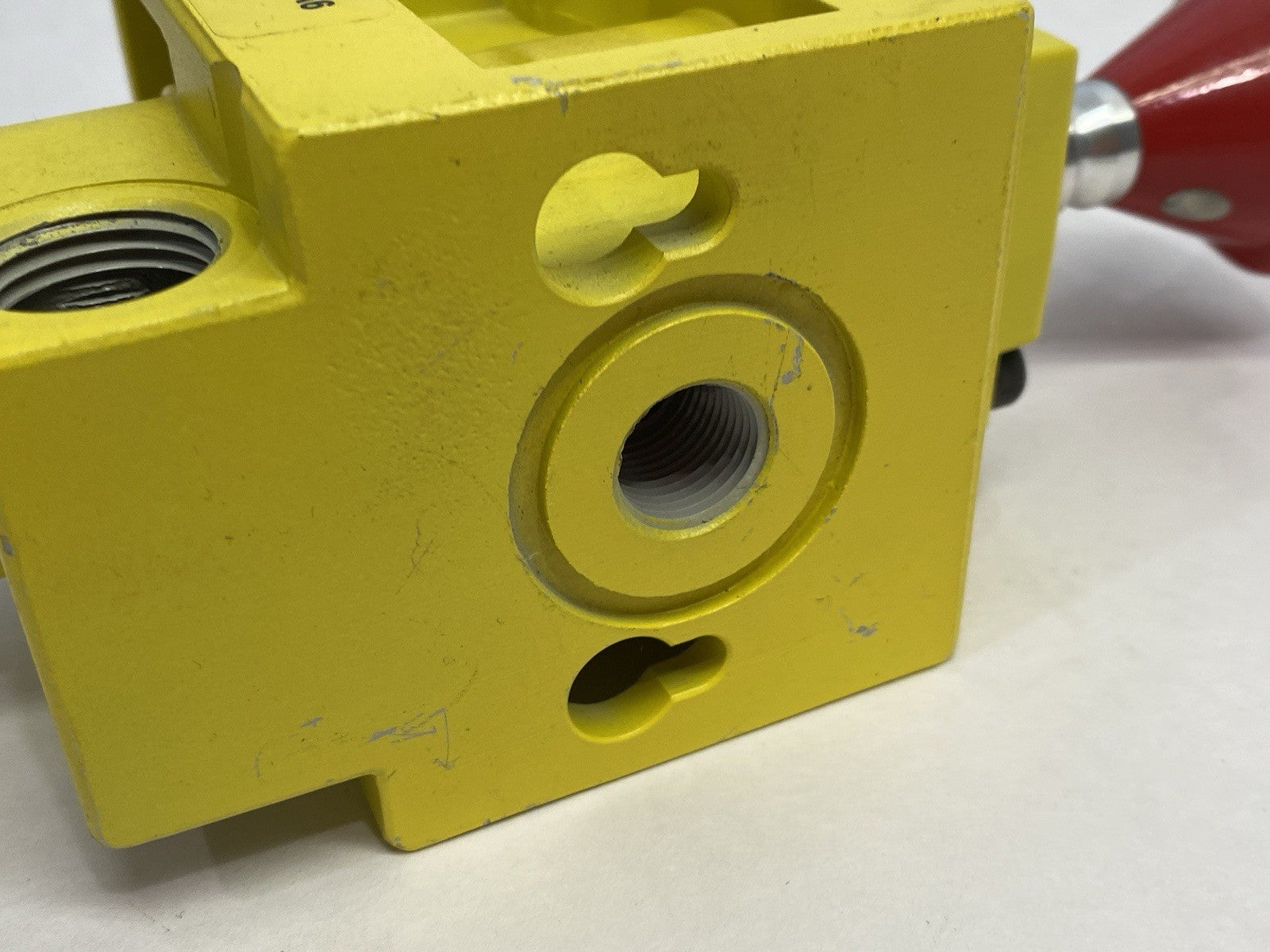 VL32N03Y | Emerson Numatics™ Lockout/Shutoff Valve, 3/8" In/Out, 1/2" Exhaust - New – Open box - Maverick Industrial Sales