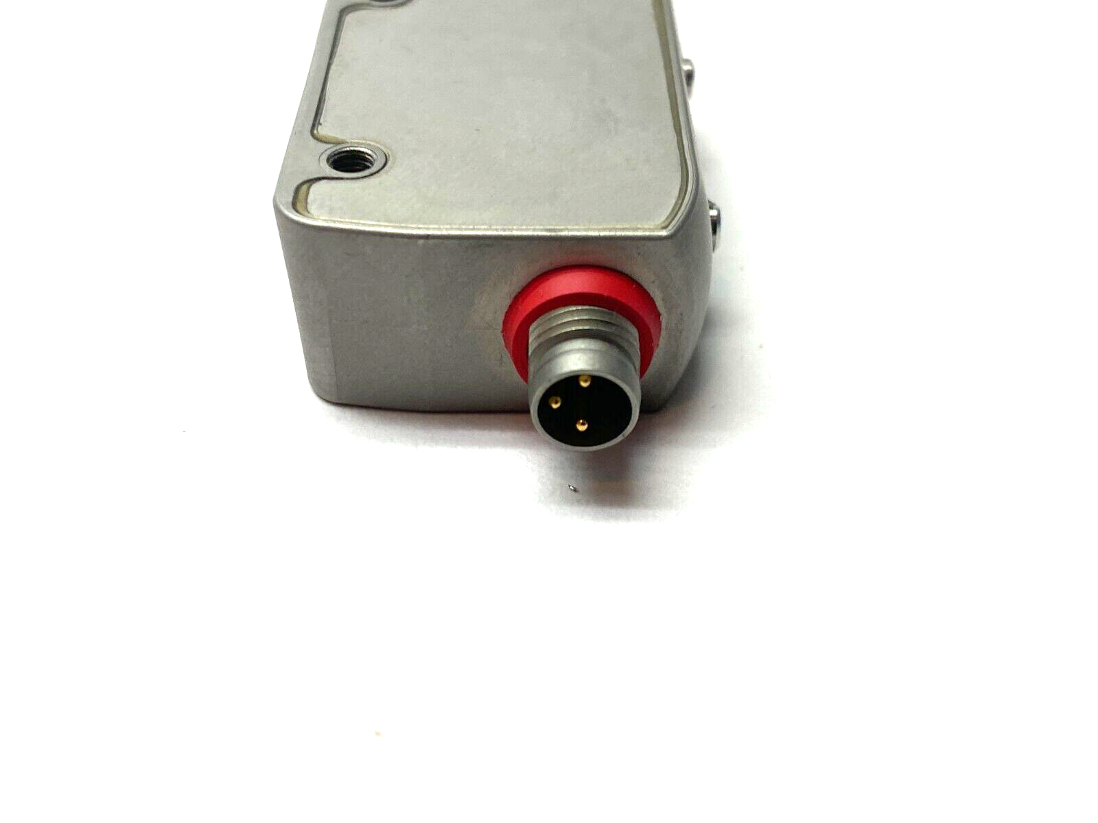 Keyence LR-ZB250C3P Self-Contained CMOS Distance Based Laser Sensor 3-Pin 250mm - Maverick Industrial Sales