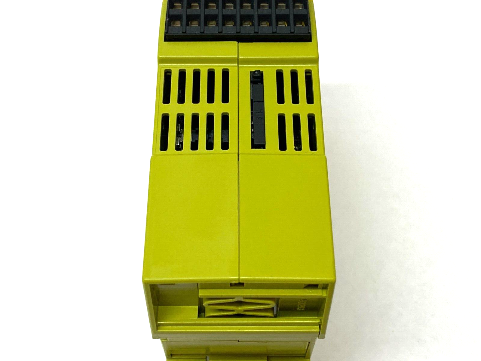 Pilz PNOZ mm0p Compact Configurable Mini-Base Safety Controller 20-Input 772000 - Maverick Industrial Sales