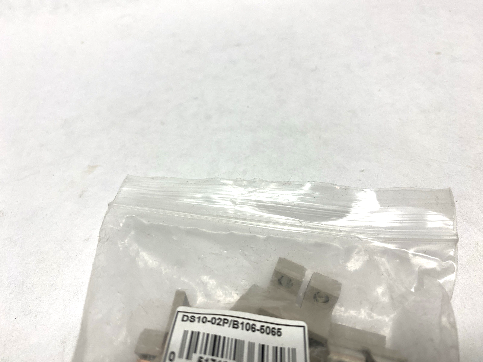 Cooper Bussmann DS10-02P/B106-5065 Jumper Terminal Block 2 Position LOT OF 46 PC - Maverick Industrial Sales