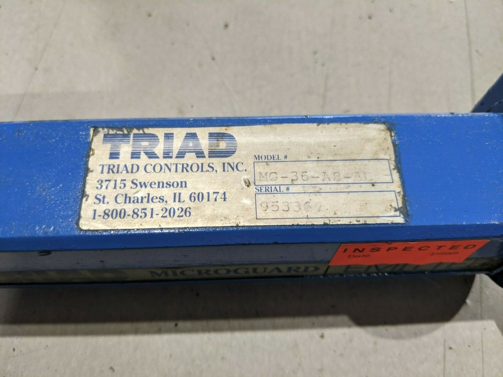 TRIAD MG-36-AB-AU Microguard Light Curtain Emitter - Maverick Industrial Sales