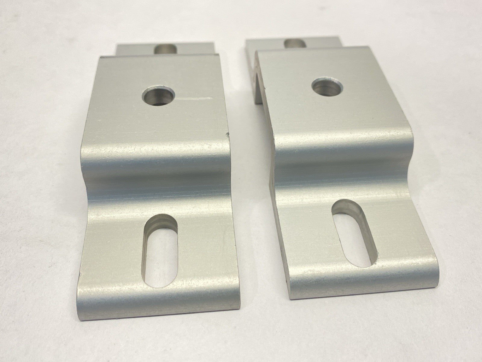 2517 | 80/20 Double Arm Narrow Mesh Retainer LOT OF 2 - New Other - Maverick Industrial Sales