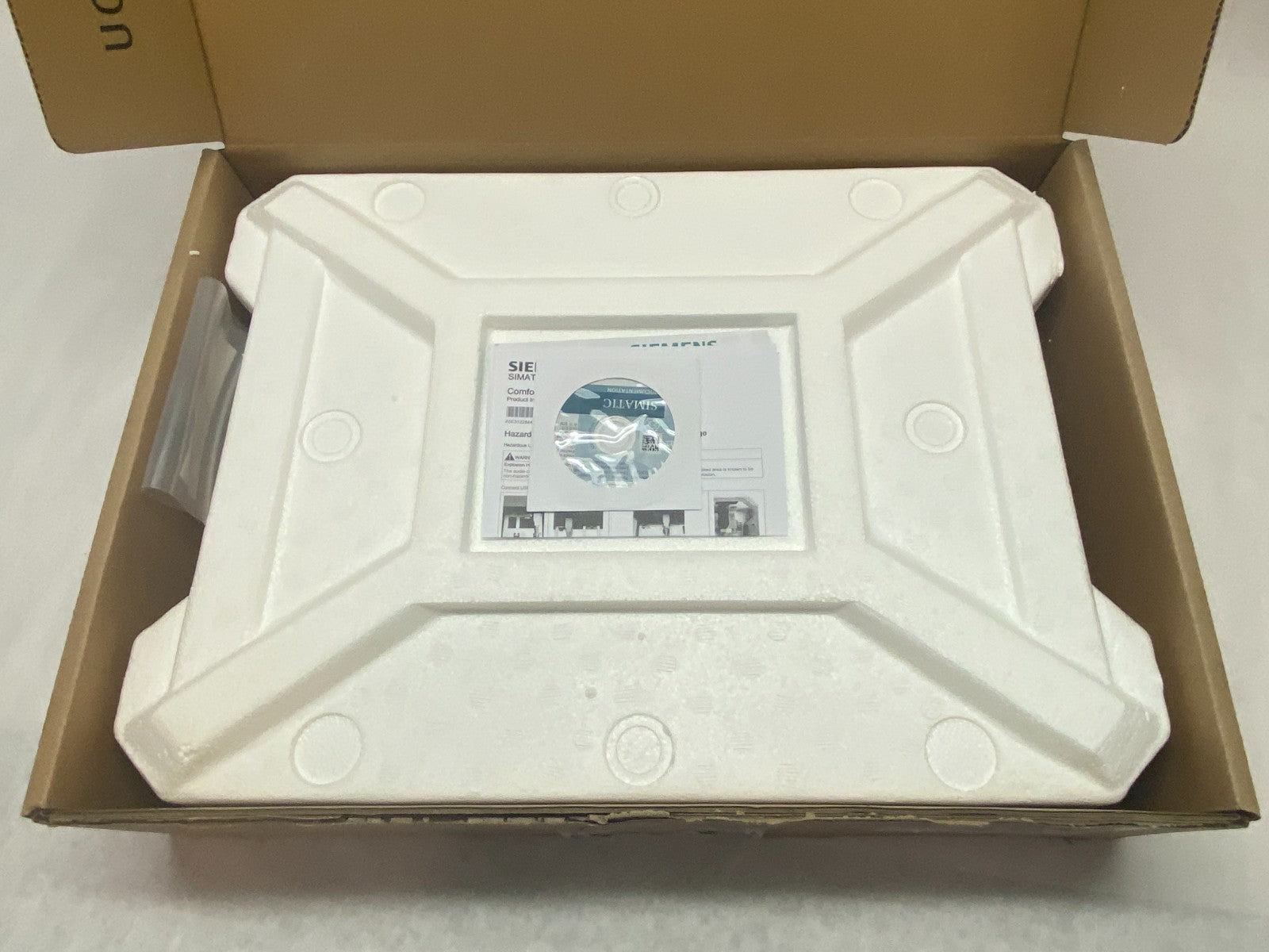 Siemens 6AV2124-0MC01-0AX0 SIMATIC HMI TP1200 Comfort Touch Panel, 12" Screen - Maverick Industrial Sales