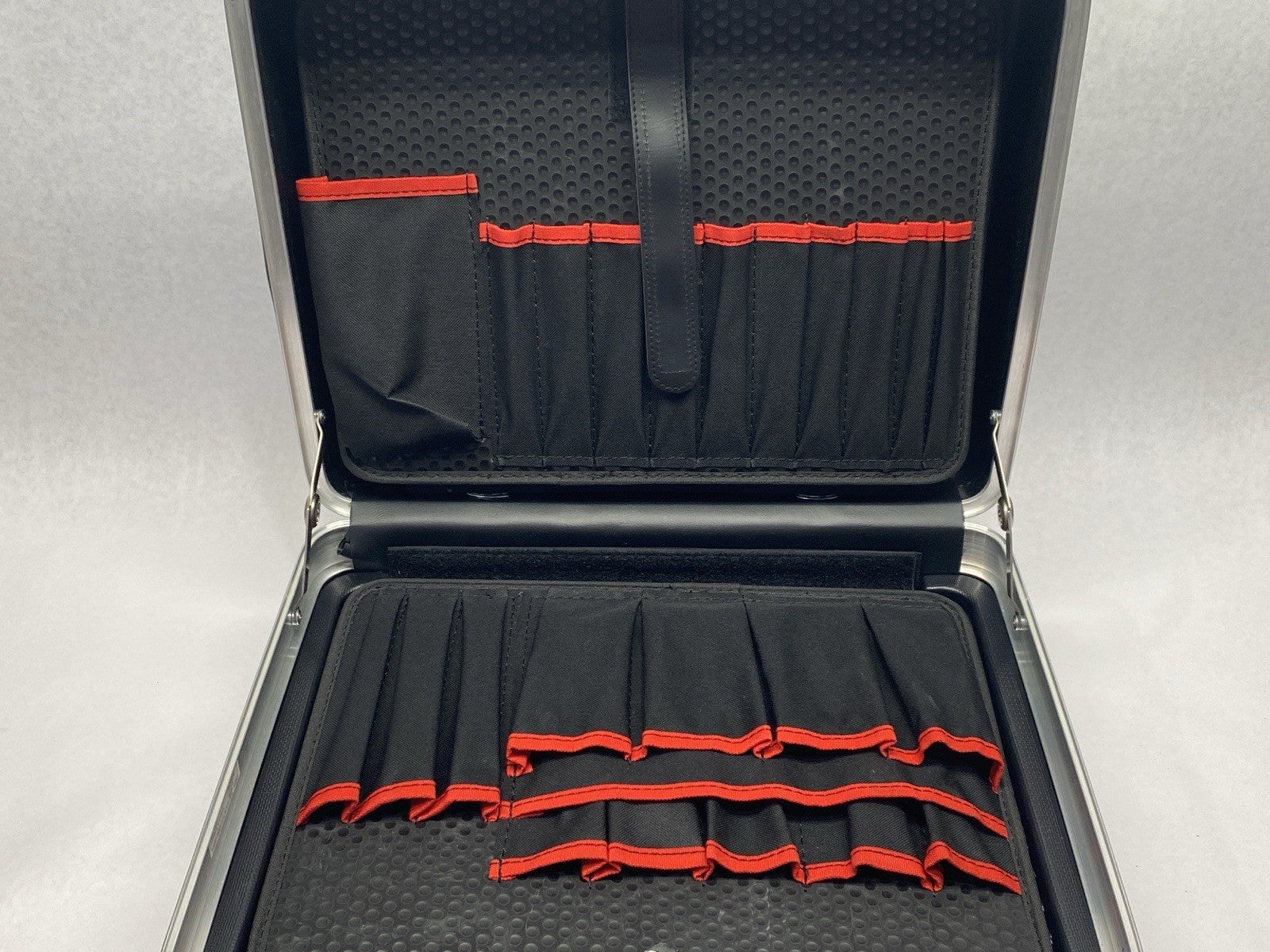 00 21 05 LE | Knipex Basic Locking Tool Case - Open box - Maverick Industrial Sales