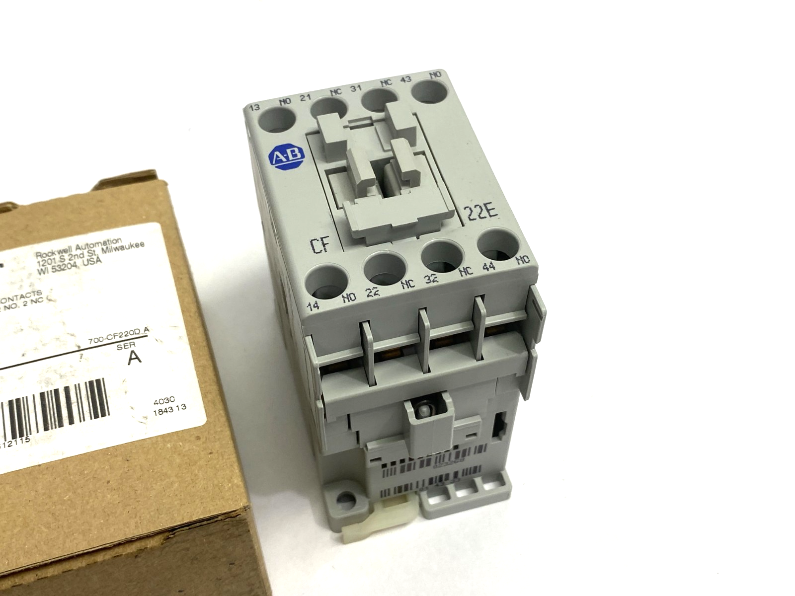 700-CF220D | Allen Bradley Ser. A Control Relay 2 NO, 2 NC Contacts - New – Open box - Maverick Industrial Sales