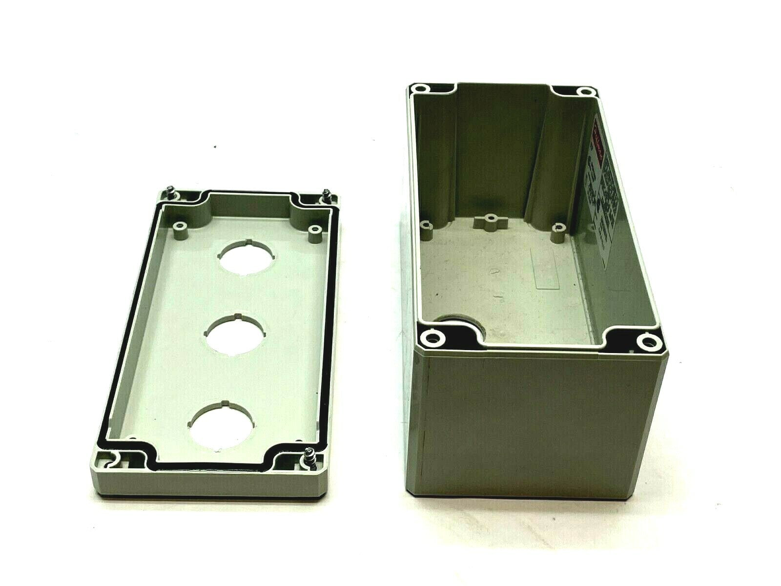 Hoffman Q3PBPCDM QLine D Pushbutton Type Enclosure 3PB x 22.5mm MISSING SCREW - Maverick Industrial Sales
