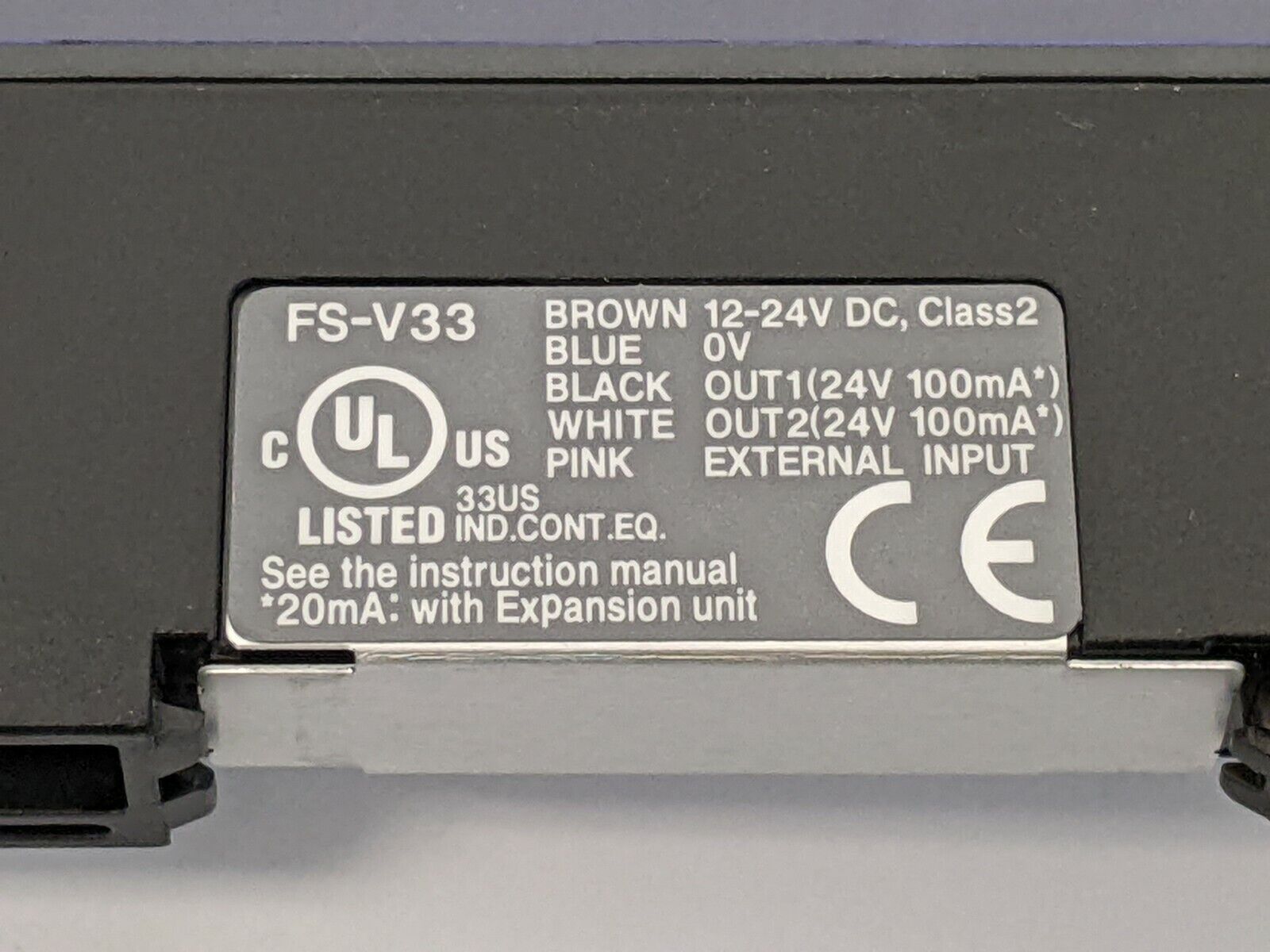 Keyence FS-V33 Fiber Amplifier Main Unit NPN - Maverick Industrial Sales