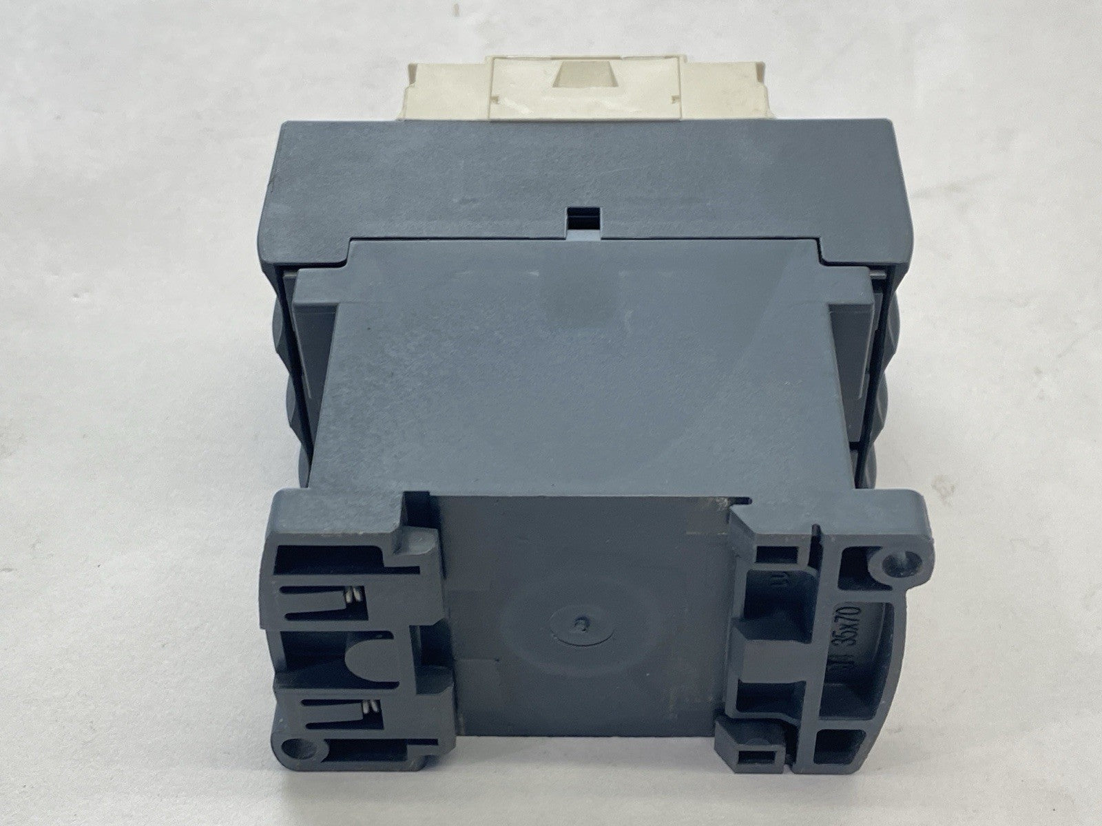 Schneider Electric LC1D25BL IEC Contactor 3P 25A 480VAC 24VDC Coil - Maverick Industrial Sales