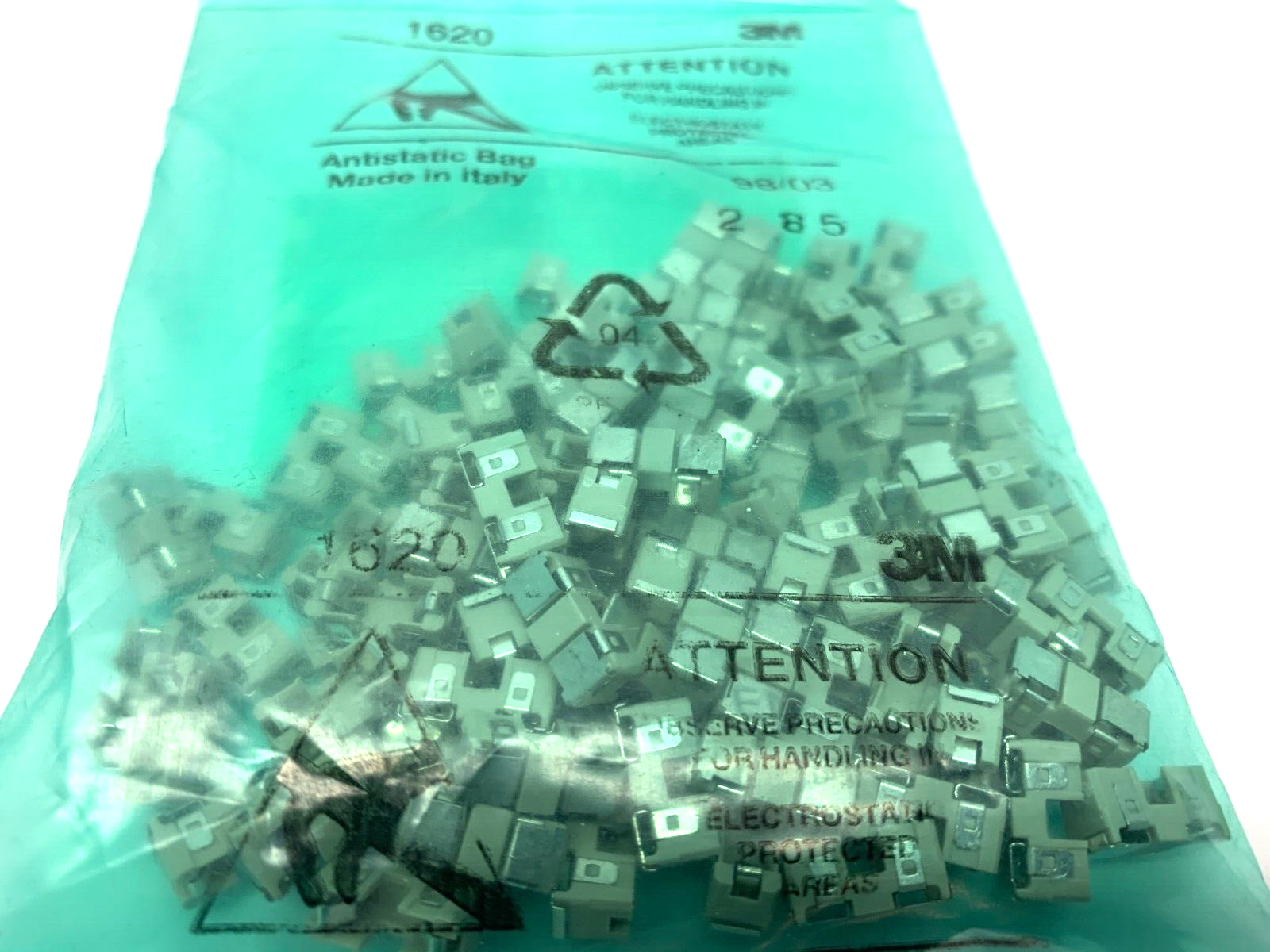 Schurter 0031.7701.11 SMD-Fuse Holders OMH 63V PACK OF 100 - Maverick Industrial Sales