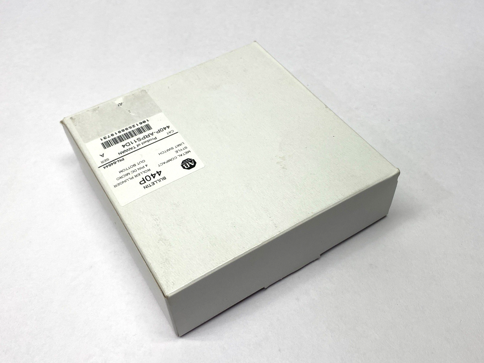 440-ARPS11D4 | Allen Bradley Ser. A Compact Metal Limit Switch 4-Pin - New - Maverick Industrial Sales