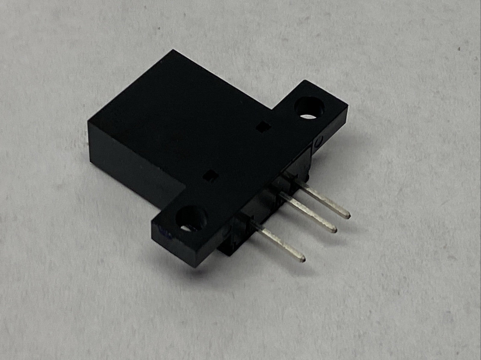 Omron EE-SPY401 Micro Photoelectric Sensor - Maverick Industrial Sales