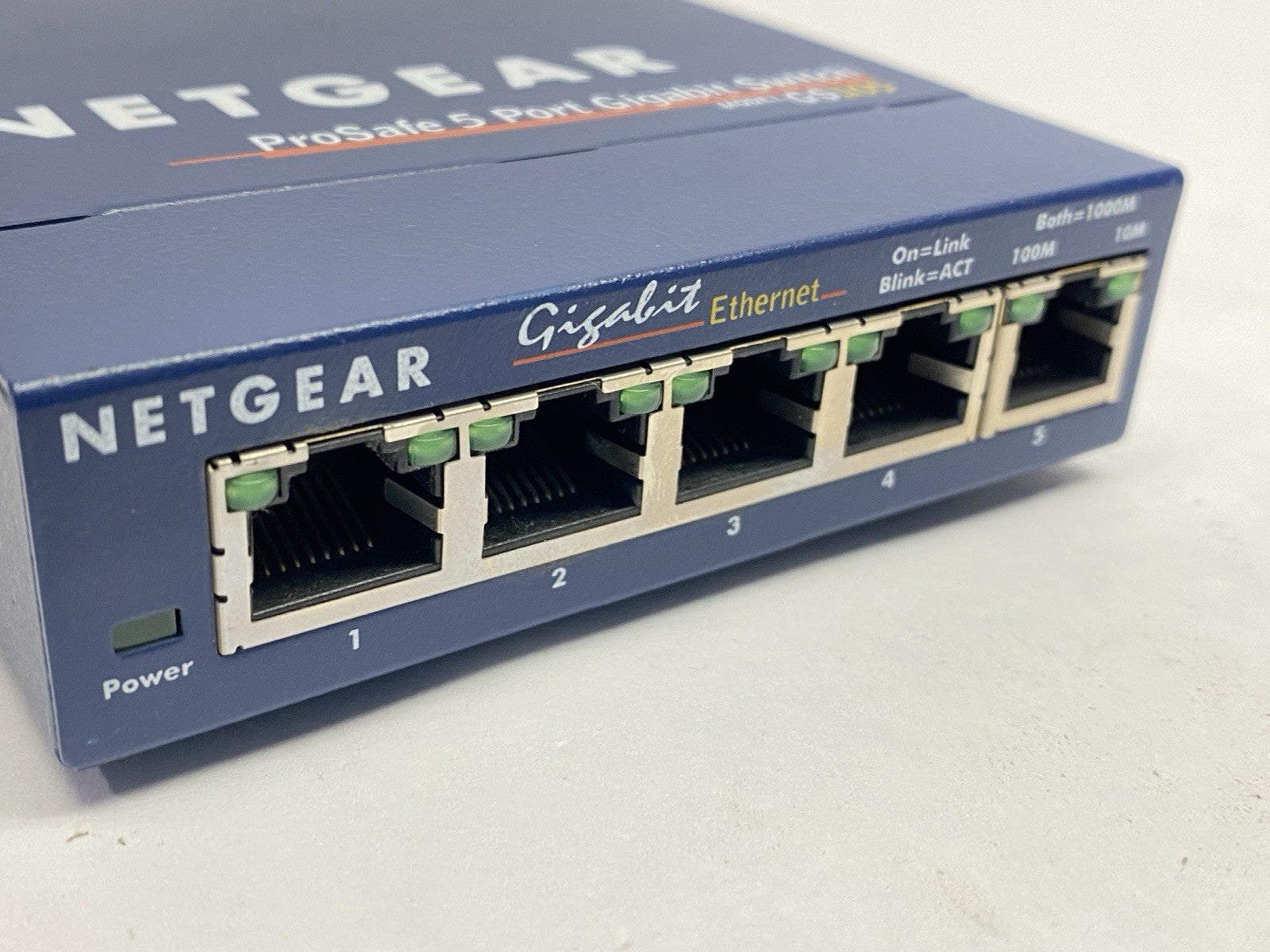 Netgear GS105v4 ProSAFE Unmanaged Gigabit Ethernet Switch 5-Port - Maverick Industrial Sales