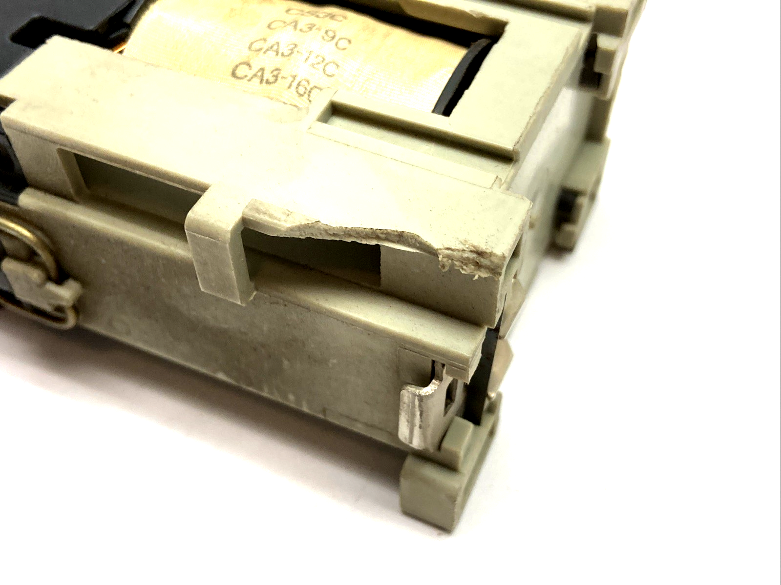 Sprecher+Schuh 3A3-12-10-24 Contactor 24VDC Coil 4-Pole CHIPPED - Maverick Industrial Sales