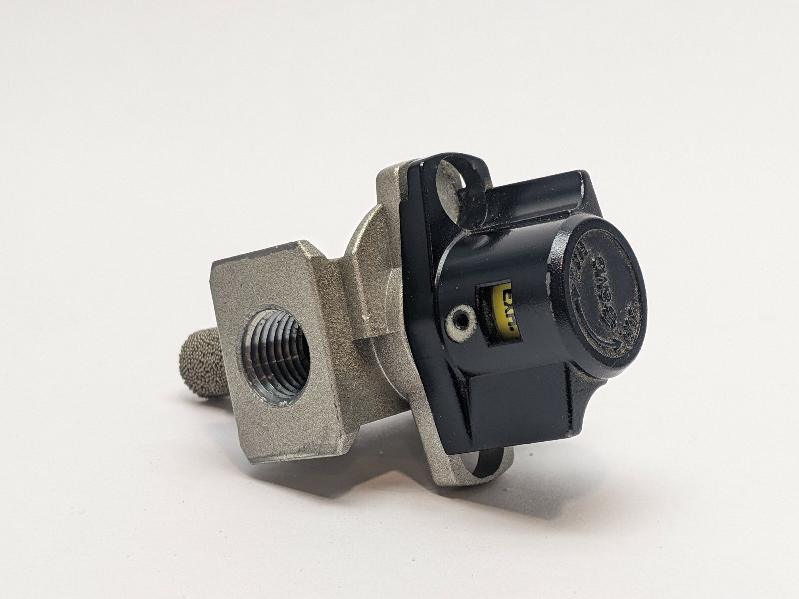 VHS20-N02-BZ | SMC Lock Out Valve - Used - Maverick Industrial Sales