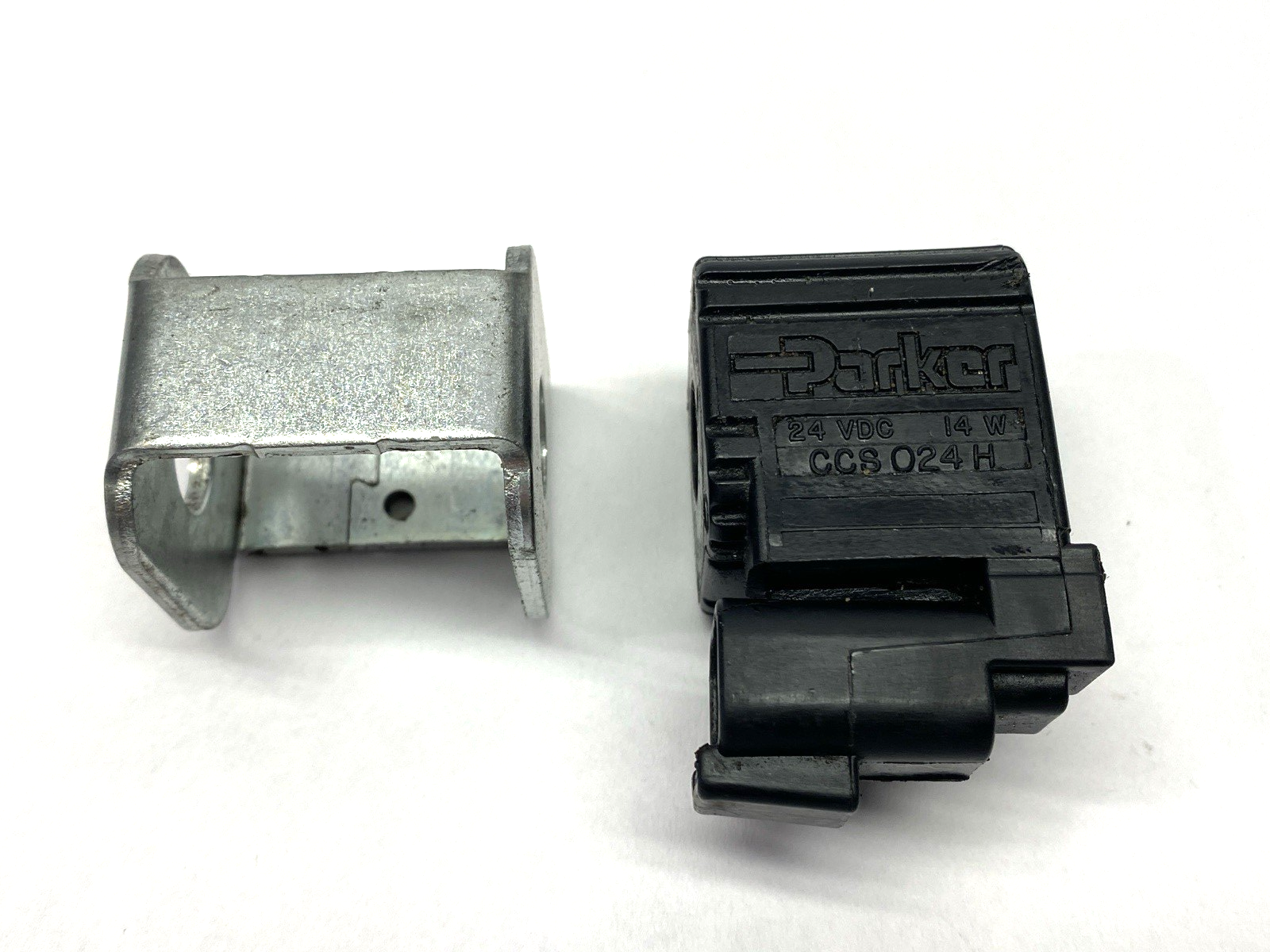 Parker CCS024H Super Solenoid Coil 1/2" 24VDC 14W - Used - Maverick Industrial Sales
