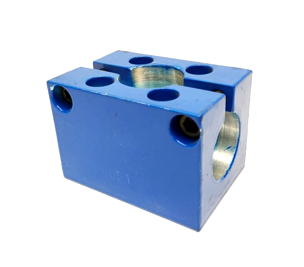 6651 | Flex-Cable Robo-Com V Clamping Mounting Block 3-1/4" x 2-1/4" - Used - Maverick Industrial Sales