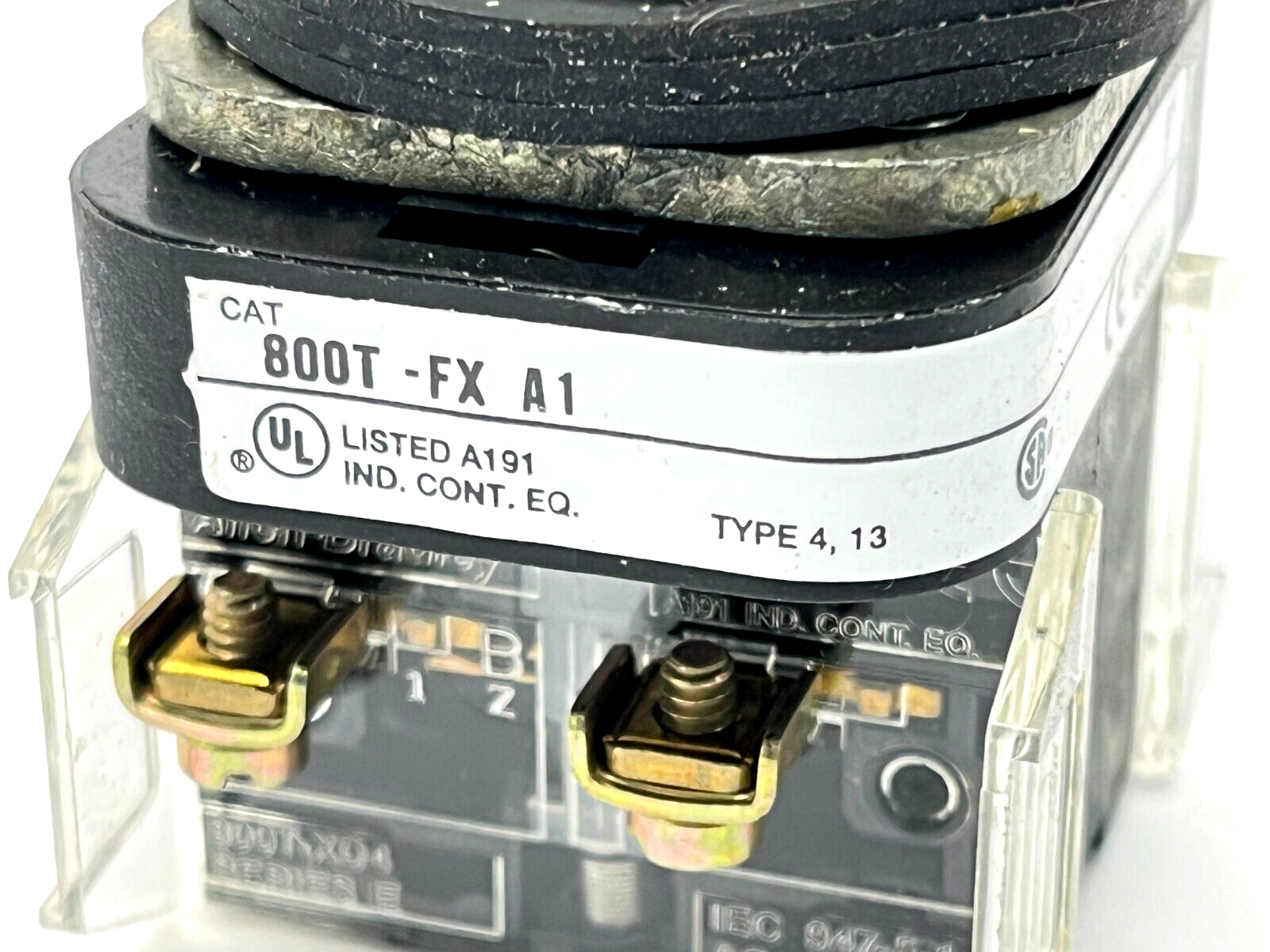 Allen Bradley 800T-FX1A1 Ser T Push-Pull Mushroom Pushbutton PAINTED WHITE - Maverick Industrial Sales
