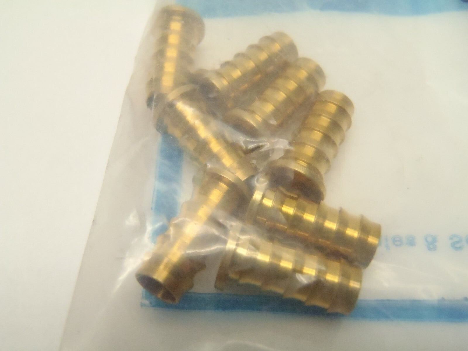 Swagelok B-8M5-6M Brass Tube Insert Lot of 8 - Maverick Industrial Sales