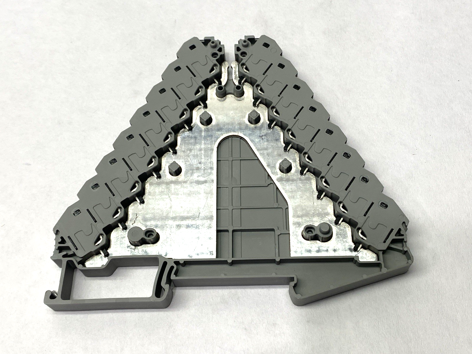 PTRV 8-PV /BK | Phoenix Contact Potential Distributors 3270142 LOT OF 4 - Used - Maverick Industrial Sales