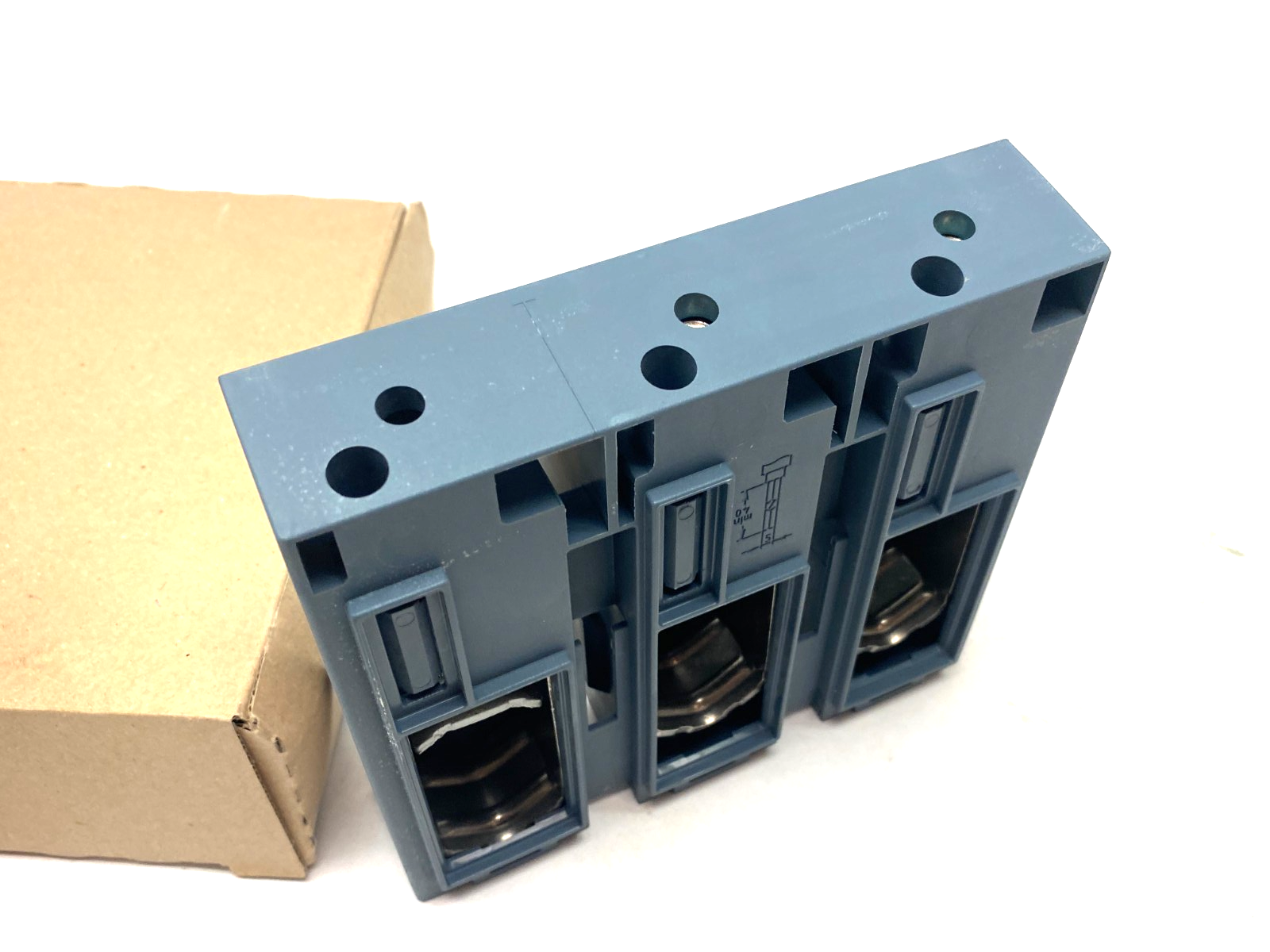 Siemens 3RT1966-4G Framing Terminal Block Box Up to 240mm² Conductor S10/S12 - Maverick Industrial Sales