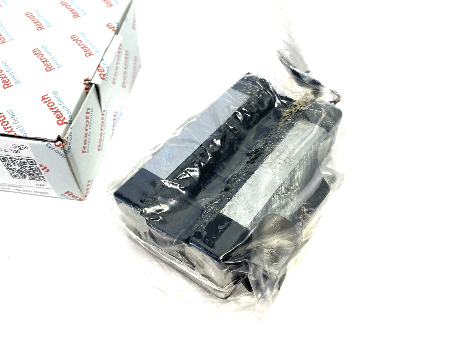 R165181 | Bosch Rexroth 420 Ball Runner Block, Linear Guide KWD-020-FNS-C1-N-1 - New - Maverick Industrial Sales