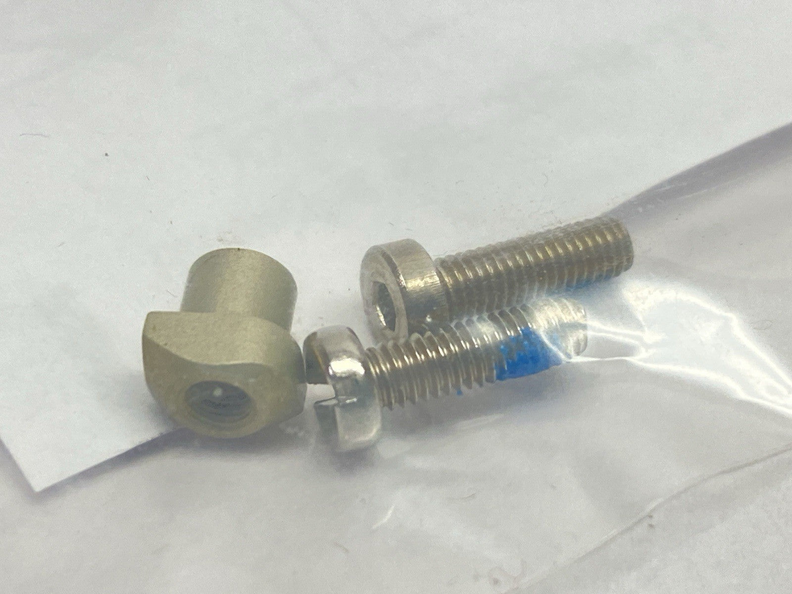 BAM00LN | Balluff Mounting Bracket For Magnetic Sensor BMF 305-HW-23 LOT OF 2 - New - Maverick Industrial Sales
