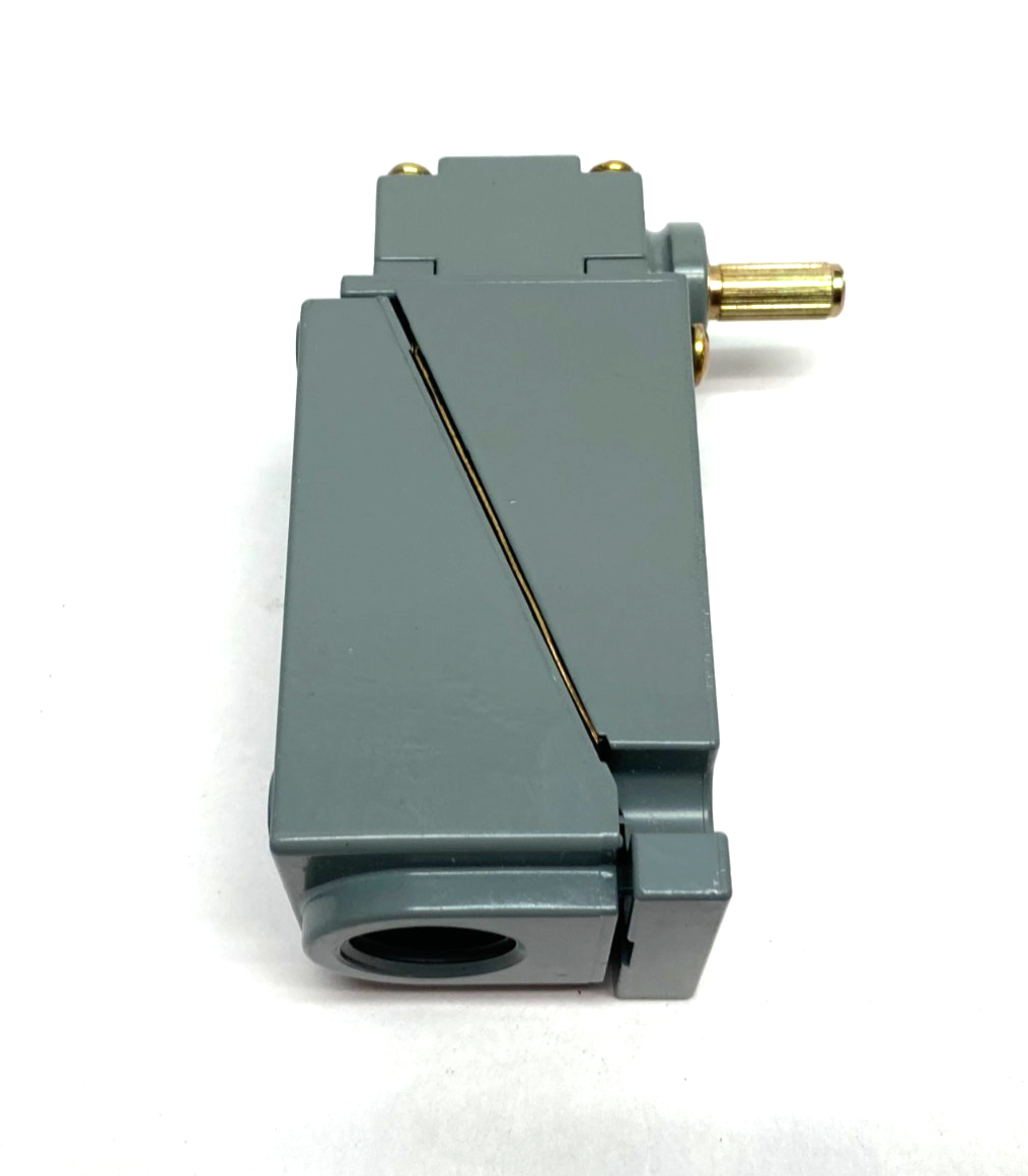 Allen Bradley 802T-FP Ser. J Metal Plug-In Oiltight Limit Switch - Maverick Industrial Sales