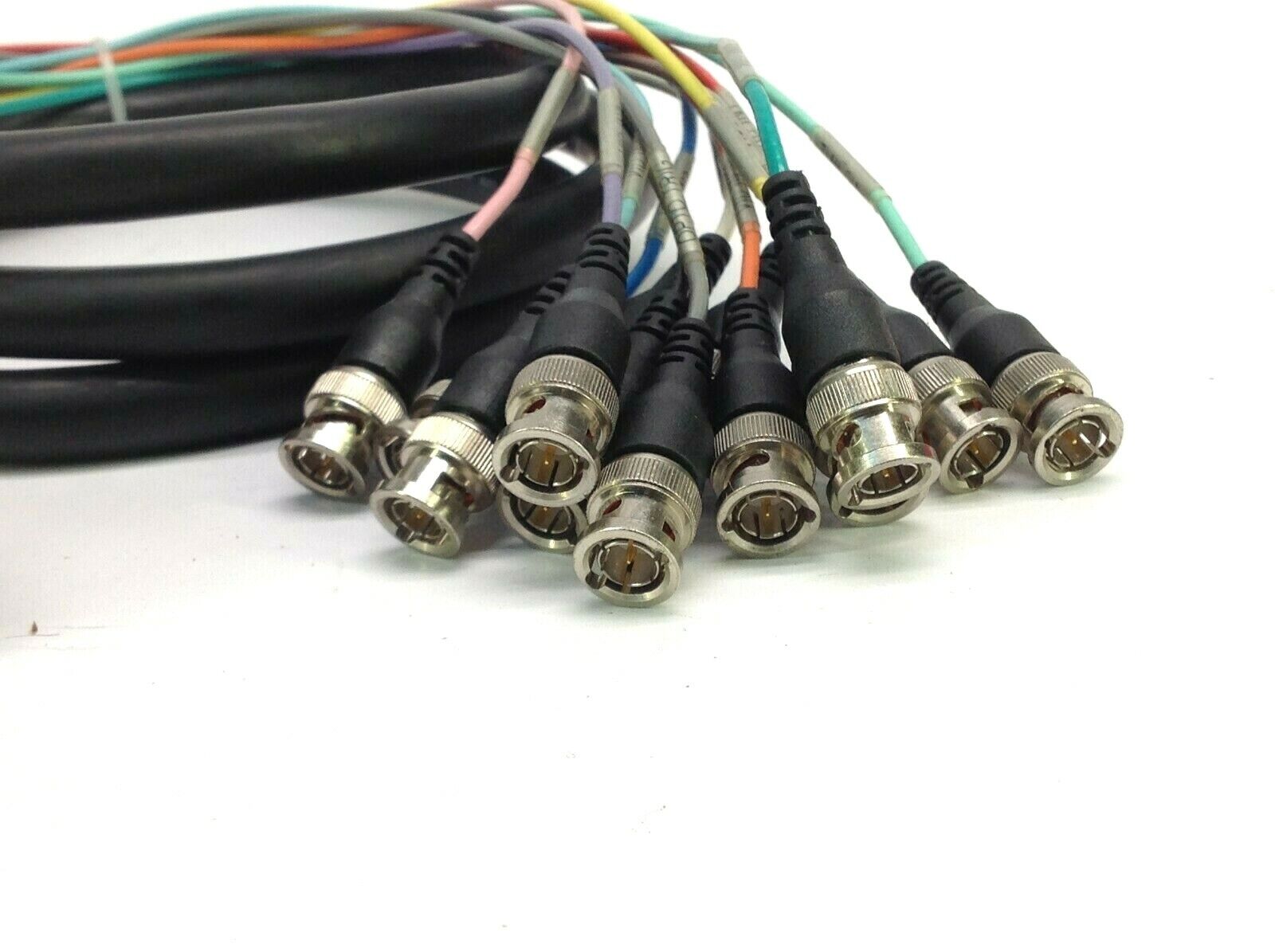 AWM Style 2919 VW-1 Low Voltage Computer Shuttle Cable 13 BNC to 26 Pin - Maverick Industrial Sales