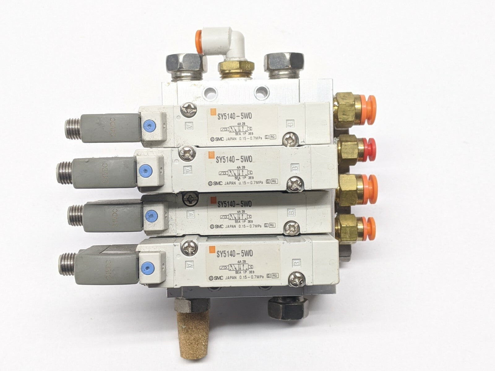 SMC SS5Y5-41-04-01N Bar Manifold w/ 4) SY5140-5WO - Maverick Industrial Sales