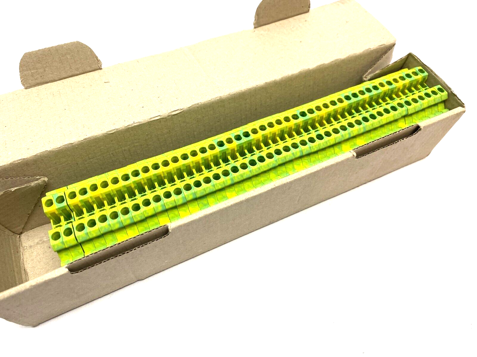 Siemens 8WH1000-0CF07 Ground Terminal Block Green/Yellow 4mm PE/PEN BOX OF 43 - Maverick Industrial Sales