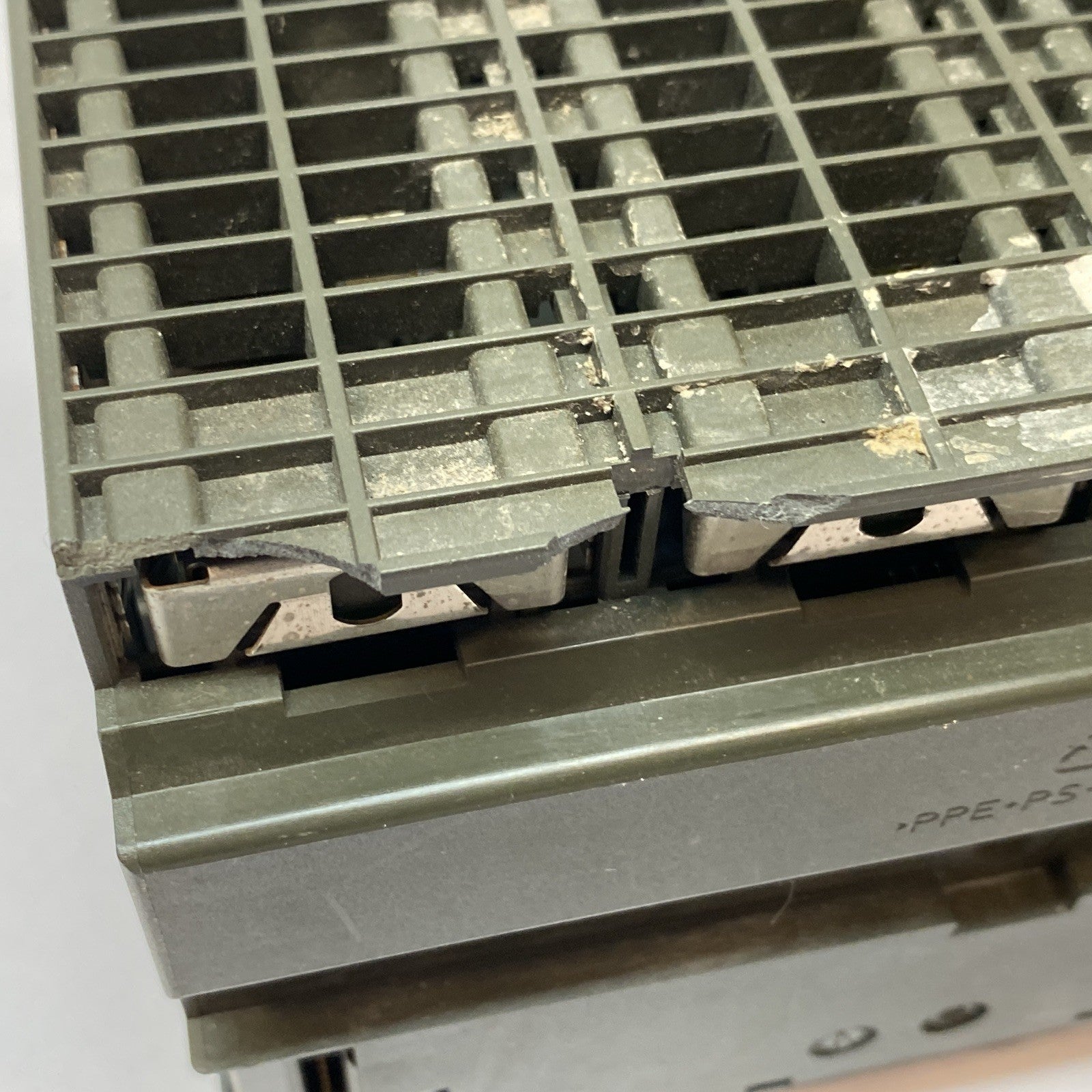 6ES7318-2AJ00-0AB0 | Siemens CPU SIMATIC S7-300 CHIPPED / DAMAGED - Used - Maverick Industrial Sales