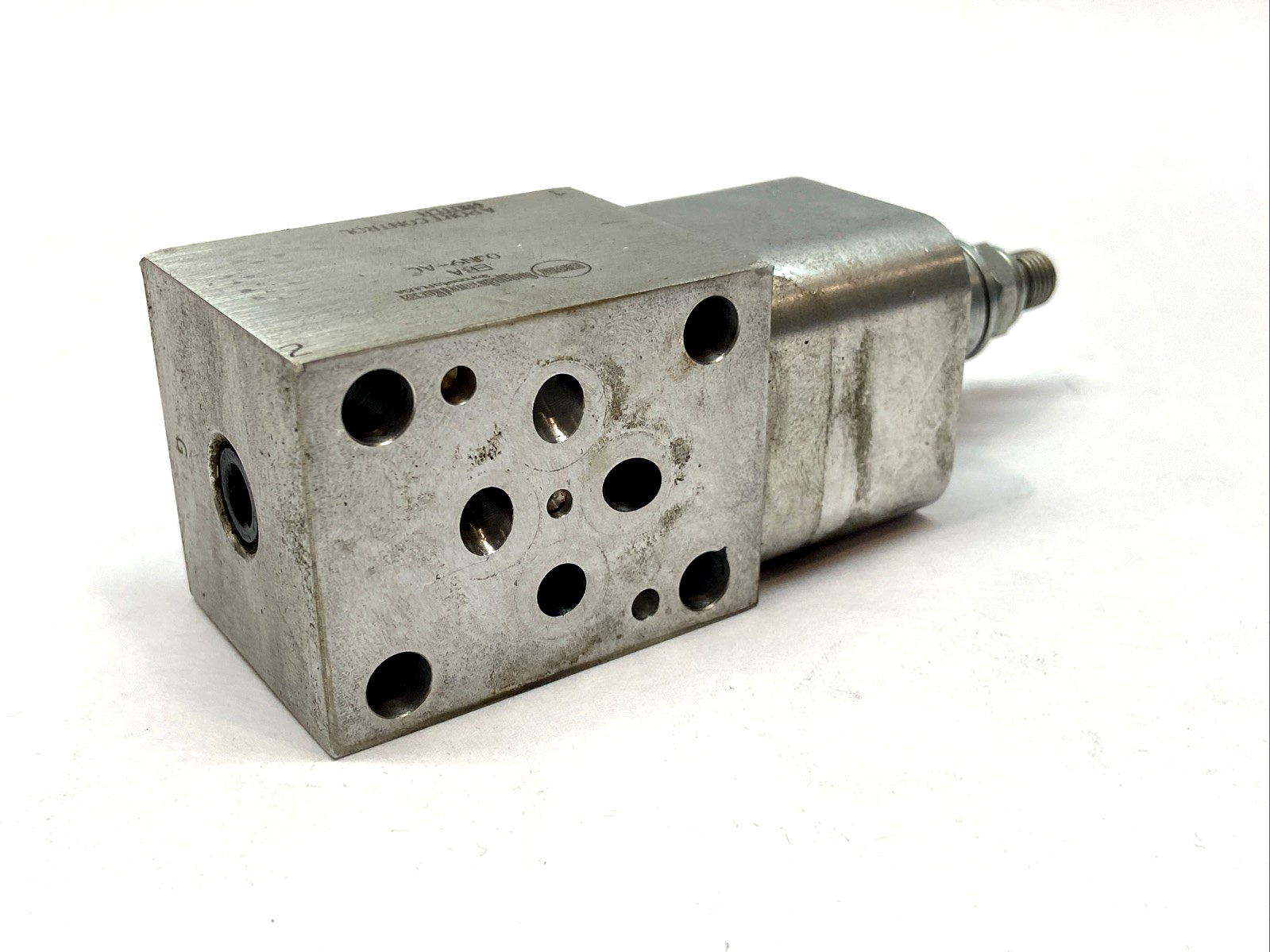 EBA-0JN9-AC | Sun Hydraulics ISO 03 Hydraulic Manifold - Used - Maverick Industrial Sales