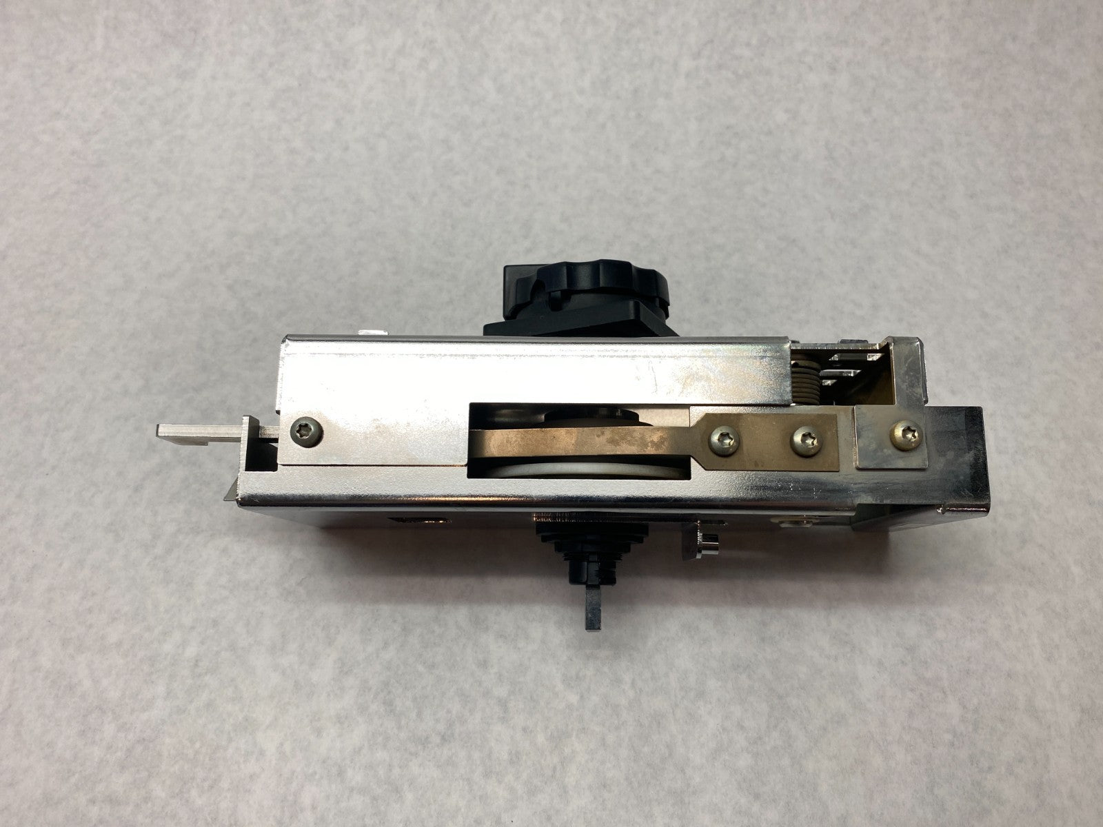 ABB 3HAC8367-1 Rev. 05 Rotary Door Interlock for IRC5 Robot Controller - Maverick Industrial Sales