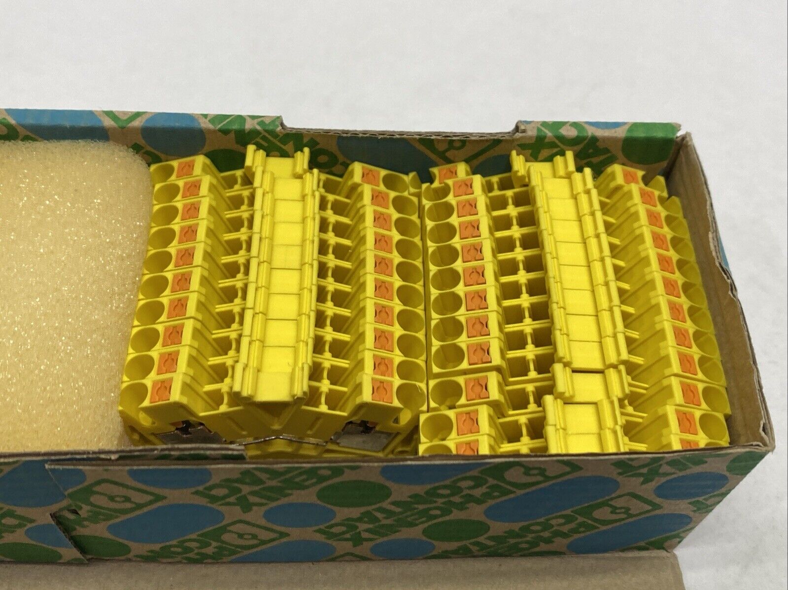 Phoenix Contact PTS 2,5 YE Feed-Through Terminal Block Yellow 1037084 LOT OF 22 - Maverick Industrial Sales