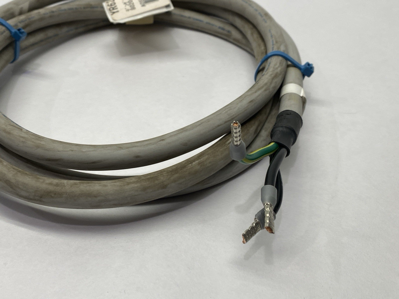 Fanuc A05B-2690-J100 Robot Power Cable 2m Length 8020-T889 - Maverick Industrial Sales