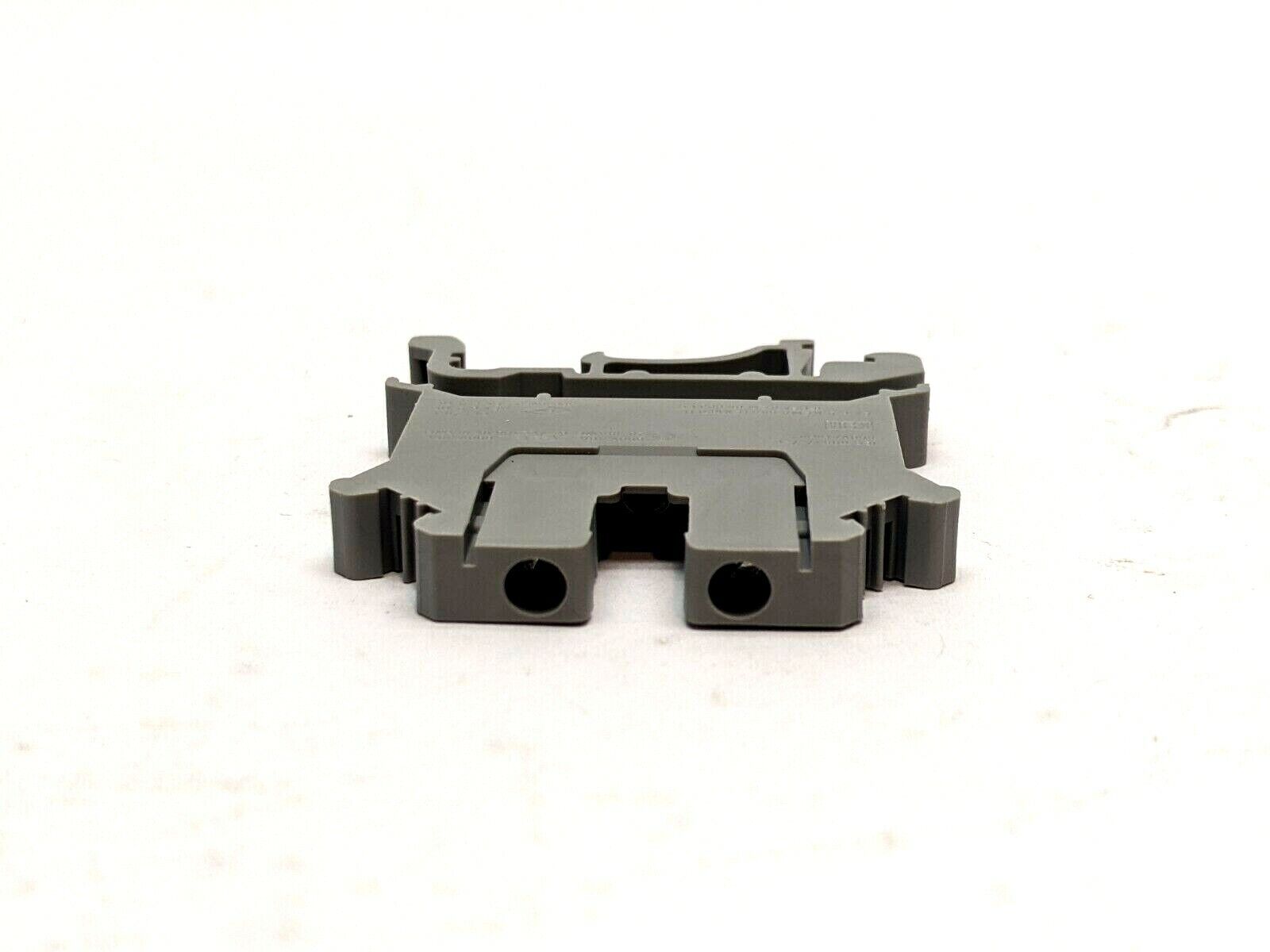 Phoenix Contact Typ UK5N Feed Through Terminal Block 3004362 LOT OF 10 - Maverick Industrial Sales