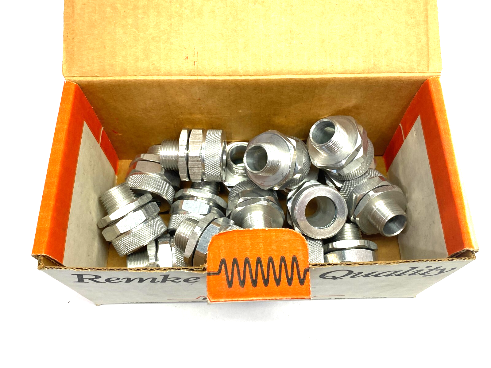 Remke RSR-1200-W Tuff-Seal Aluminum Cord Crip Bushing 1/2" NPT BOX OF 16 - New – Open box - Maverick Industrial Sales